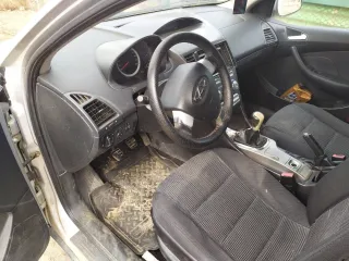 Chery M11 2010 avtomobil' Chery M11 2010 goda vypuska, VIN LVVDC11B8AD400662 Avtomobil' na khodu. Khodovaya chast' v normal'nom sostoyanii, porogi rzhavye. Spushcheny kolyosa (stoit zimnyaya rezina). Trebuetsya zamena masla.    Na transportnoe sredstvo zaregistrirovano ogranichenie (obremenenie)…