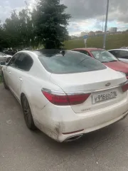 Kia Quoris 2017 года, 334 лс, 150000 км, АКПП. Автомобиль легковой, марка, модель: Kia Quoris; Идентификационный номер VIN: XWELW413BH0000715, год выпуска 2017