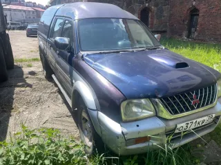 Mitsubishi L200 2002 L200, синий, 2002 г.в., VIN MMBJNK7403D015050, ГРЗ О371КВ39, рабочий объем двигателя (см.куб.) 2477, мощность (кВт/л.с.) 85/116.0.