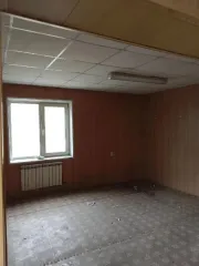 Нежилое здание с земельным участком Нежилое здание с земельным участком, по адресу: с.Усть-Кан, ул. Партизанская, д.1Б., кадастровый номер нежилого здания 04:07:020811:123, площадь 70,8 кв.м.; кадастровый номер земельного участка 04:07:020811:262, общая площадь 699 кв.м., категория земель – земли…