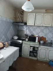 Доли квартиры 72,7 м², г. Армавир, Краснодарский край. 1/45 доли квартиры, адрес: Россия, край Краснодарский, г. Армавир, ул. Ленина, д. 87, кв. 36, площадь 72,7 кв.м., кадастровый номер: 23-23/037-23/037802/2015-389/1. Долевая собственность, размер доли: 1/45. 1/9 доли квартиры, адрес: Россия…