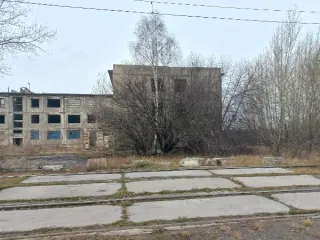 Нежилое здание, 2 489,1 кв. м, с земельным участком, г. Ачинск, Южная Промзона, квартал XIII, строения 4. Год ввода в эксплуатацию: данные отсутствуют. Количество подземных этажей: 0. Вид ограничений и обременений: в соответствии с информационным сообщением. Общая площадь: 2489,1. Материалы…