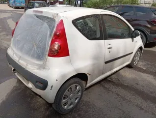 Peugeot 107, 2010 года, 68 лс, 184295 км, Легковой автомобиль, марка: PEUGEOT 107, год изготовления: 2010 г.в., VIN: VF3PMCFAC88510057, г/н: С046ВС197, Дата учета: 23.10.2010. Имеются аресты и ограничения. Регион местонахождения транспортного средства - г. Москва. Необходим осмотр.