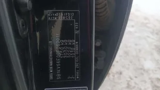 Toyota Auris, 2008, VIN: SB1KV56E00F062011, цвет черный, объем 1598 см³, мощность 91 кВт/124 л.с., экологический класс 4, тип: легковой комби (хэтчбек). Автотранспорт обездвижен. Многочисленные скоры по кузову. Многочисленная коррозия кузовных элементов, замятие кузовных элементов. Автомобиль на…