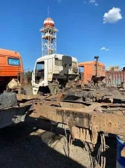 КАМАЗ 53504-46, VIN: ХТС535044F2468397, гос. рег. знак: X739AX56, год выпуска 2015 – в демонтированном состоянии - рама с кабиной, двигатель Евро-4 с КПП ZF, раздаточная коробка, седельное устройство, передний мост (2 колеса), задняя телега (2 моста, 4 колеса)