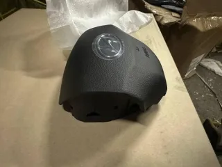 Звездочка велосипедная, 3 грузовых места. Металлическая форма для выпечки кексов, арт. КН-1361. Металлическая складная полка, арт. НК-3913. Запчасти для автомобиля: корпус заднего багажника пластмассовый, артикул K001-1027434-9. Мини-вафельница, арт. 070, вес брутто, 16 грузовых мест. Фара…