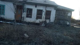 Нежилое помещение по адресу: Республика Саха (Якутия), у. Томпонский, пгт. Хандыга, ул. Лесная, д. 6, корп. 2 г, кадастровый номер: 14:28:008002:1887, площадь 26.5 кв.м., вид права: собственность. Все запреты и ограничения снимает покупатель как новый собственник.