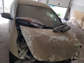 Toyota Prius 2019 автомобиль марки Toyota модель Prius 2019 г.в. номер кузова ZVW55-8070082 ознакомление с имуществом осуществляется претендентом самостоятельно. С имуществом, являющимся предметом торгов, можно ознакомиться по адресу: Приморский край, г. Владивосток, ДНТ "Рассвет", участок № 22…