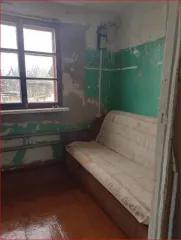 Дом 38,1 кв.м и земельный участок 655 кв.м, Свердловская область. Земельный участок с кадастровым номером: 66:08:0804009:7, площадью 655 кв.м. и жилой дом с кадастровым номером: 66:08:0804009:152, площадью 38,1 кв.м., расположенные по адресу: Россия, Свердловская область, г. Верхняя Салда, ул. 1…