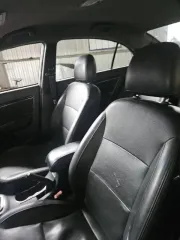 Land Rover Discovery, 2007 года, 190 лс, 386129 км, полный привод, АКПП, идентификационный номер (VIN): SALLAAA148A443693, год выпуска: 2007г., пробег 386129км., цвет темно-синий, ГРЗ Е678ОУ08. Имущество обременено залогом АО «ТБанк».