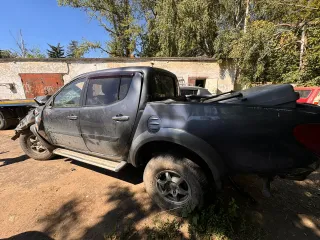 Mitsubishi L200 2.5, 2007. Легковой автомобиль марки Mitsubishi, модель L200 2.5, год выпуска 2007, идентификационный номер (VIN): MMBJNKB407D145468. Авто можно посмотреть по адресу: Тамбовская обл., Тамбовский р-н., с. Малиновка по предварительному согласованию на почту kazarin-marina@yandex.ru.