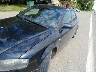 Audi A4 2007 года выпуска, государственный номер А459СЕ193, VIN WUAZZZ8E08A800081. Находится в Краснодарском крае, ст. Новотитаровская, ул. Таманская, д. 36.