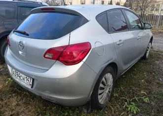 Opel Astra J, 2013 г.в., VIN XUFPC6DB8D3024787. Автомобиль находился в эксплуатации, является бывшим в употреблении, может иметь скрытые недостатки и неисправности вследствие эксплуатационных дефектов, естественного износа или ненадлежащего обслуживания.