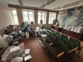 Недвижимое имущество, не являющееся предметом залога: Земельный участок, кадастровый номер 67:03:0010105:4653, адрес (местоположение): Смоленская область, Гагаринский район, г. Гагарин, пер. Хлебный, площадь: 7576 кв. м., категория земель: земли населенных пунктов, вид разрешенного использования…