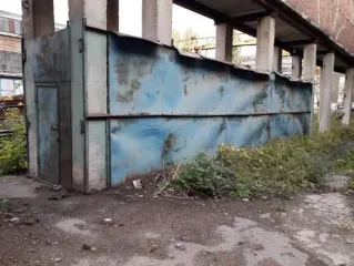 КПП-4 57 кв.м Самара. Здание контрольно-пропускного пункта (КПП-4), расположено по адресу: г.Самара, ул.Калинина, 1 (при въезде на бывшую территорию ОАО СПЗ со стороны Заводского шоссе), площадь по внешнему обмеру 57кв.м. Право собственности на КПП-4 в ЕГРН не зарегистрировано, возникло до 1997г. В…