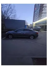 Hyundai Sonata 2012 года, 190 л.с., АКПП. Автомобиль легковой, марка: Hyundai, модель: Sonata, VIN: 5NPEB4AC5CH473965, гос. рег. номер: С155ВР774, год изготовления: 2012.
