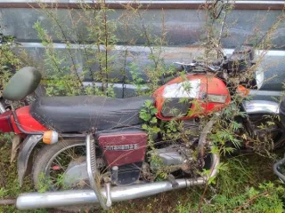 ИЖ Планета, госномер 8459КАА, номер двигателя РК190024, регистрационный номер 69-006402. ИЖ Планета 5, госномер 1392КАГ, номер рамы ДК 175044, регистрационный номер 69-006274. Buell M2-C, госномер 6980АВ69, VIN 4MZKS11J4Y3301876, регистрационный номер 69-006432. Мопед Racer Meteor, VIN…