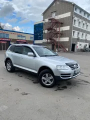 Volkswagen Touareg 2004, автомобиль марки VOLKSWAGEN модель Touareg 2004 г.в. VINномер WVGBG77L55D006448. Ознакомиться с предметом торгов, документами, порядком заключения договора купли-продажи можно по согласованию с организатором торгов по т. +79954435227, электронной почте: torgi42@bk.ru…