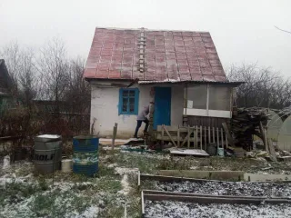 Нежилое здание 18,2 кв.м. и земельный участок 801 кв.м. в Нефтекамске. Нежилое здание, площадь: 18,2кв.м., кадастровый номер: 02:66:010608:2372 и земельный участок, площадь: 801кв.м., категория земель: Земли населенных пунктов, разрешенное использование: Для садоводства, кадастровый номер…