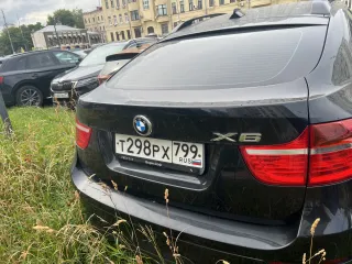 BMW X6 2010, автомобиль марки BMW модель X6 2010 г.в., VIN-номер X4XFG21120LN92107. С имуществом можно ознакомиться с 11:00 до 17:00 по адресу: г. Москва, ул. Бауманская, д. 44, стр. 1, 2 этаж, предварительно согласовав ознакомление по телефону: +79857227111.