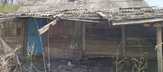 1/4 доли жилого дома 56,1 кв.м, Приморский край, г. Партизанск, 1/4 доля дома и 1/4 доля дома в Приморском крае, еще 1/4 доля дома и 1/4 доля дома в Приморском крае, еще 1/4 доли здания, площадь 56.1 кв.м., назначение: жилой дом, количество этажей: 1, адрес (местонахождение): 692852, Приморский…