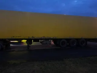 Schmitz рефрижератор 1999 года. Отсутствует аккумулятор, дефекты ЛКП, ржавчина. Более подробное техническое состояние выясняйте самостоятельно в ходе осмотра.