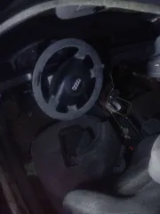 Audi A4 1999 года, черный, VIN WAUZZZ8DZYA016055, госномер C737НМ777, мощность 127 л.с. Автомобиль не на ходу. Требуется капитальный ремонт. Кузов покрыт плесенью.