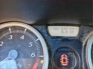 Renault Megane II 2008 года, модель Megane II EX2CE 110. VIN: VF1LM0C0H39484757. Бензиновый двигатель 1.6 л (1596 см³), мощность 113 л.с. Пробег 201 639 км. Возможна покупка в кредит.