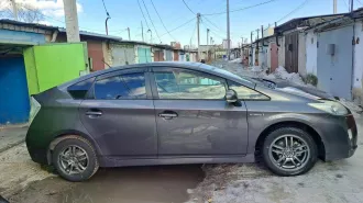 Toyota Prius, 2011 г.в. Легковой автомобиль, марка: Toyota, модель: Prius, год изготовления: 2011, цвет: Темно Серый, ПТС: 25 УР 265107, г/н: Е921ХТ28, изготовитель (страна): Япония, модель двигателя: 2ZR, тип двигателя: Бензиновый, двигатель №: D009656, мощность двигателя, л. с. (кВт): 99 (74,25)…