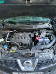 Nissan Qashqai 2.0 2010 года, VIN SJNJBAJ10U7028951. Автомобиль не на ходу, требует капитального ремонта двигателя. Не работает кондиционер, требуется замена лобового стекла.