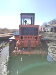 Автогрейдер ГС-14.02, 2010, заводской № машины (рамы) 100230 (325), № двигателя А0403735, цвет – оранжево-черный. Данное имущество находится в нерабочем состоянии, требуется капитальный ремонт. Год выпуска: 2010.