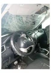 Nissan Qashqai 2014 года выпуска, VIN: SJNFBNJ11U1131848, госномер Х179ХР55. ПТС, СТС и 2 комплекта ключей. Автомобиль после ДТП, серьезные повреждения кузова. Пробег неизвестен, ТС после ДТП.