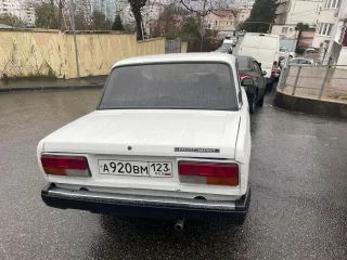 Легковой автомобиль, марка: ЛАДА, модель: 210740, год изготовления: 2011, цвет: Белый, VIN: XTA210740B3104759, г/н: А920ВМ123. Состояние кузова и салона не удовлетворительное. По всему кузову имеются сколы и царапины. Присутствует деформация деталей кузова (вмятины на передней левой водительской…