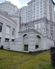 Машино-место 14 кв.м, г. Москва, м.о. Даниловский, ул. Серпуховский Вал, 21. Машино-место площадью 14 кв.м по адресу: Российская Федерация, город Москва, вн.тер.г. муниципальный округ Даниловский, улица Серпуховский Вал, дом 21, строение 9, машино-место 160, кадастровый номер 77:05:0001011:6162…