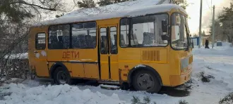 Автобус для перевозки детей ПАЗ 32053-70 2015 года выпуска, государственный номер Т508НВ55, идентификационный номер (VIN) X1М3205BXF0002666, модель двигателя 523420 F1003563, цвет жёлтый. Пробег: 258927 км.