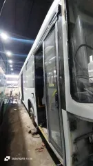 Nefaz 5299-0000030-51, 2017; VIN X1F529900H0000704; госномер АО81672; автобус, марка Nefaz, модель 5299-0000030-51. В случае приобретения имущества за счет кредитных средств банка, договор купли-продажи заключается по форме ПАО Сбербанк; проект договора залогодержателем не предоставлен. В…