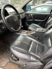Mercedes-Benz ML320, 2000 Mercedes-Benz M-Класс, 2000 года, 218 лс, 354055 км, полный привод, АКПП, Легковой автомобиль, марка, модель: Mercedes-Benz ML320, VIN: 4JGAB54E5YA185990, категория тс – В, 2000 г.в., кузов: 4JGAB54E5YA185990, цвет кузова – черный, мощность двигателя, л.с. (кВт) – 218…