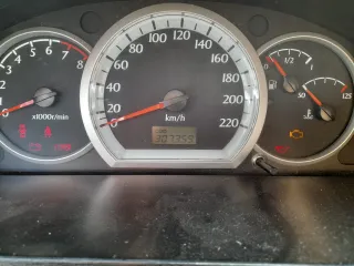 Chevrolet Lacetti, 2007, VIN XUUNFJ70001542. Транспортное средство не на ходу. Оборван ремень ГРМ, имеются повреждения кузова: сгнили пороги; есть коррозия на крыше, на 2х передних стойках лобового стекла и на капоте; задний и передний бампер разбит; правая передняя дверь замята; заднее правое…