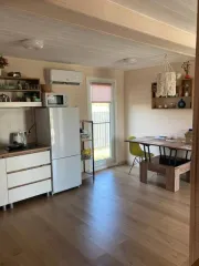 Земельный участок 420 м² и дом 47.8 м² в хуторе Шунтук, Республика Адыгея. Участок, общей площадью 420 +/-5 м2, кадастровый (условный) номер: 01:04:5300007:307. Жилой дом, площадью 47,8 м2, кадастровый (условный) номер: 01:04:5300007:312. Адрес: Республика Адыгея, Майкопский район, сельское…