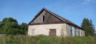 Здание Байметевского сельского клуба 84,2 кв.м Козловский р-н Чувашская Республика Одноэтажное кирпичное нежилое здание - Здание Байметевского сельского клуба, общей площадью 84,2 кв.м, расположенное по адресу: Чувашская Республика, р-н. Козловский, д. Байметево, ул. Советская, д. 8, с кадастровым…