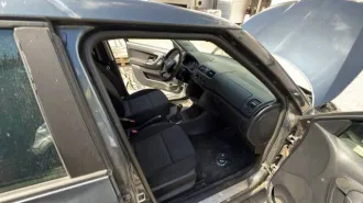 Skoda Fabia 2013, цвет темно-серый, VIN: XW8EC45J3EK501048, г/н: Y228MP56, мощность двигателя, л. с. (кВт): 86 (63), разрешенная максимальная масса 1559 кг, масса без нагрузки 1153 кг, вид собственности: совместно нажитое имущество
