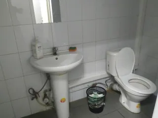 Объект аренды, площадь 173,6 кв. м, номера на поэтажном плане: этаж 1, пом. I, ком. 1 - 8, адрес (местонахождение) объекта: Российская Федерация,  г. Москва, вн.тер.г. муниципальный округ Хорошево-Мневники, пр-кт Маршала Жукова, д. 9, помещ. 2/1 Объект аренды, площадь 173,6 кв. м, номера на…