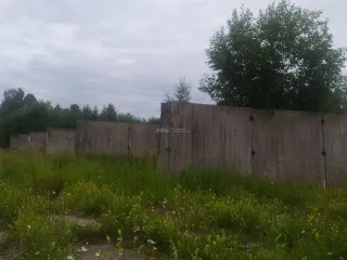С/х комплекс и недвижимость в Лодейнопольском р-не, Ленинградская область. Имущество по адресу: ЛО, Лодейнопольский р-н: Квартира, 41,7 кв. м; Земельные участки общей площадью 1 366 073 кв. м; Строения: силосная траншея, картофелехранилище, 2 сенохранилища, телятник, откормочная свиноферма и другие…