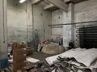 Здание 910 кв.м. и земельный участок 3999,5 кв.м., Кемерово - нежилое, 910 кв.м., кадастровый номер: 42:24:0101033:1163, Российская Федерация, Кемеровская область, г. Кемерово, пр. Кузнецкий, 137/6. земельный участок, 3999,51 кв.м.; Земли населенных пунктов, для размещения промышленных объектов под…