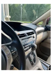 Lexus RX 270 2012 автомобиль марки Lexus модель RX 270 2012 г.в. VIN-номер JTJZA11A502011952 ознакомление с имуществом осуществляется по предварительной записи, предварительно направив запрос на адрес электронной почты: ay_sinicina23_torgi@mail.ru либо по телефону 7 996 376-32-34