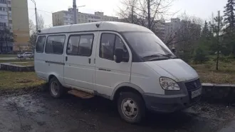 ГАЗ-322132 2012 Автобус ГАЗ-322132, 2012 года выпуска Идентификационный номер (VIN) – Х96322132С0742490, государственный номер – О094КС 102, цвет кузова (кабины) - БЕЛЫЙ, кузов № - 322100С0519242, тип двигателя – бензиновый, мощность двигателя, л.с. (кВт) - 106.8 (78.5), рабочий объем, см3 – 2890…