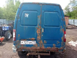 Грузовой автомобиль GAZ 2752 2007 года, цвет Балтика. VIN: X9627520070528691, ПТС: 71660955, госномер: Р727НМ71. Модель двигателя: 40522Т, бензиновый, номер: 73020438, мощность 140 л.с., объем 2464 см³, экологический класс 2. Разрешенная максимальная масса 2800 кг, масса без нагрузки 1880 кг.