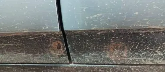 ВАЗ 2115, 2007 года, 81 л.с., 300000 км. Автомобиль ВАЗ 21154, цвет: графитовый металлик, регистрационный знак: А602ЕМ142, VIN: XTA21154074390817. Проверить, находится ли автомобиль на ходу, не представилось возможным на момент осмотра. Кузов проржавел, имеются сколы, вмятины, отслоения…