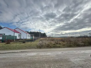 Земельный участок, площадь 1800 кв.м., кадастровый номер 58:17:0290406:39, адрес: Пензенская область, Малосердобинский район, село Ключи, ул. Лесная, дом 2. Ознакомление по адресу из состава лота, предварительно согласовав дату и время по телефону 8-937-446-43-44 или направив запрос на адрес…