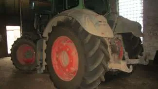 Трактор тип 3, код 62, серия РТ №7999, марка Беларус-1025, 2008 г.в., зав. №10304741; Пожарная машина 5662АВ АЦ 6.0.-100 (4320) VIN X895662AB60AJ2027 ГРЗ Х622ОН62, 2006 г.в.; Погрузчик ПКУ 0,8 с захватом; Вилы на Manitou; Токарный станок; Таль электрическая; Сверлильный станок; Шнек погрузочный…